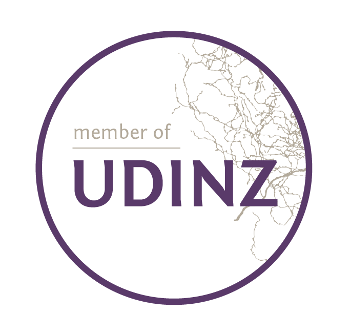 UDINZ Member Logo Reversed Transparent